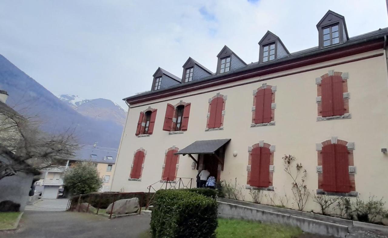 Tres Bel Appartement T3 Hyper Centre Entierement Renove En 2022 Luz-Saint-Sauveur Buitenkant foto