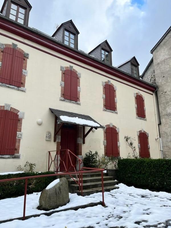 Tres Bel Appartement T3 Hyper Centre Entierement Renove En 2022 Luz-Saint-Sauveur Buitenkant foto
