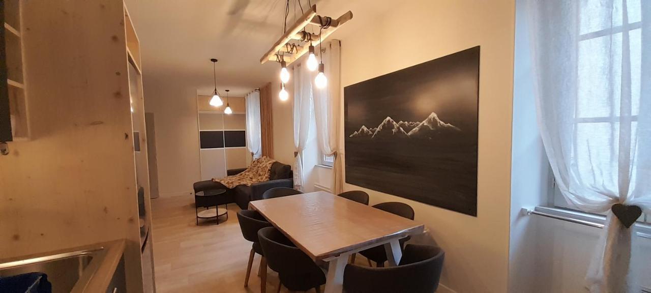 Tres Bel Appartement T3 Hyper Centre Entierement Renove En 2022 Luz-Saint-Sauveur Buitenkant foto